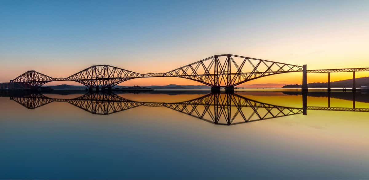 3 days in Edinburgh - the Forth Bridge at sunrise
