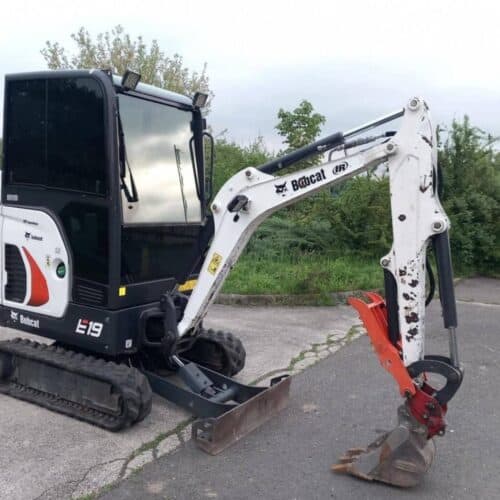 BOBCAT E19 gumihevederes Mini Forgókotró ELADVA/SOLD