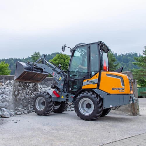 G2700 X-TRA HD derékcsuklós rakodógép