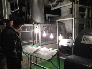 EBR-I lit four 200 Watt light bulbs