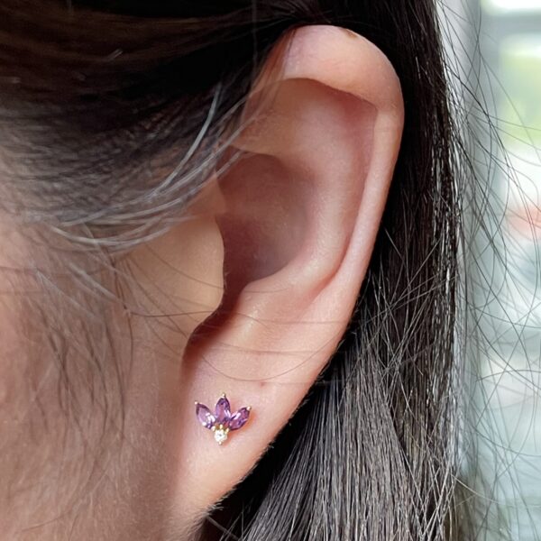 Gemstone lotus