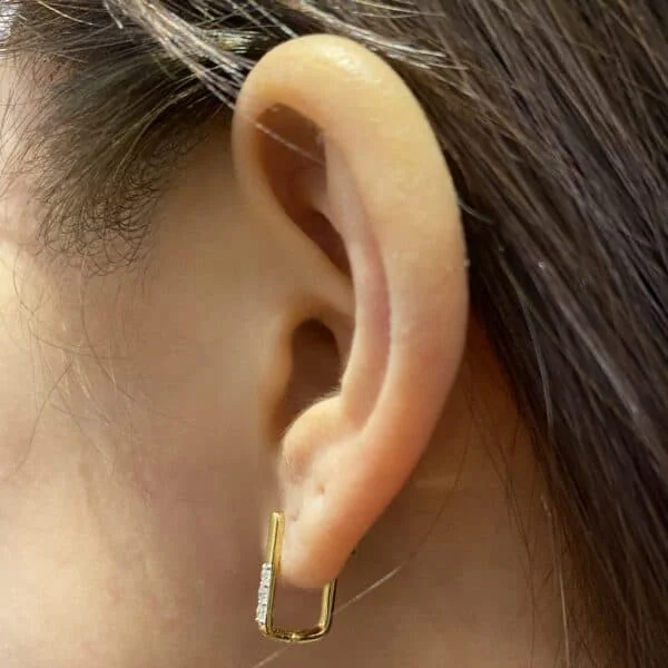Rectangular diamond hoop