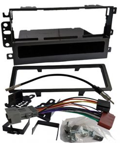 Kfz-Radioeinbaurahmen mit Befestigungsmaterial für Autoradios.