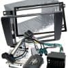 Universalkit für Autoradio Einbau, inklusive Rahmen, Kabel und Bedienelemente.