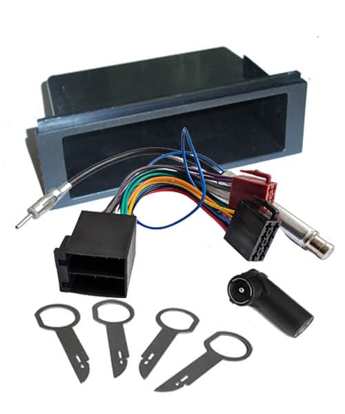 2. Universale Autoradio Adapterschacht mit Kabelbaum und Montageschlüssel.