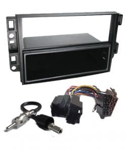 Hochwertiges Radioeinbauset inklusive Rahmen und Kabelsatz für zuverlässigen Einbau.