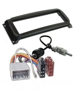 Metallrahmen für Autoradio, inkl. Kabel- und Adapterset für Einbau.