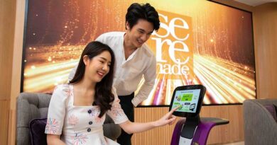 AIS introduce AIS Serenade Club at Centralworld