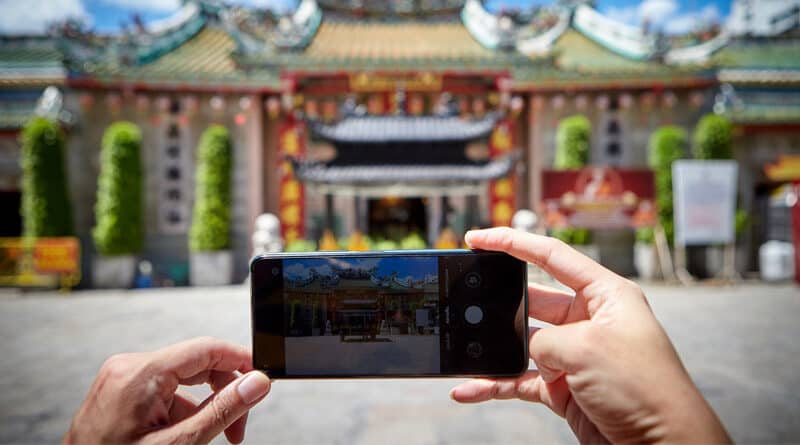 HUAWEI promotion lets change your lifestyle for this chinese new year and make 2021 filled with luck