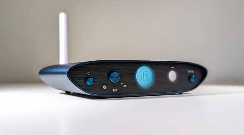 iFi new Zen One Signature combines the values of Zen DAC and Zen Blue in one box