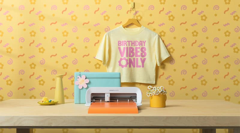 RTB​ introduce new Cricut Joy Xtra smart sticker cutter