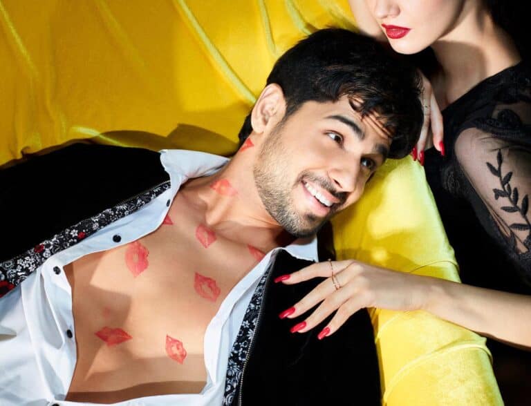Sidharth Malhotra to endorse a female cosmetic brand for cause 