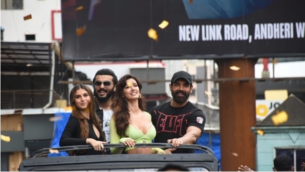 ROADSHOW FOR EK VILLAIN RETURNS