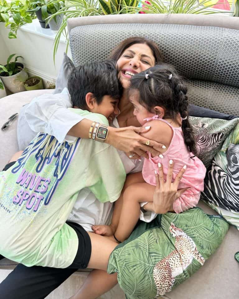 Shilpa Shetty Receives ‘Bestest Welcome Ever’ As She Rejoins Family In London