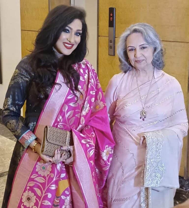 Sharmila Tagore and Rituparna Sengupta Shine at Film Festival