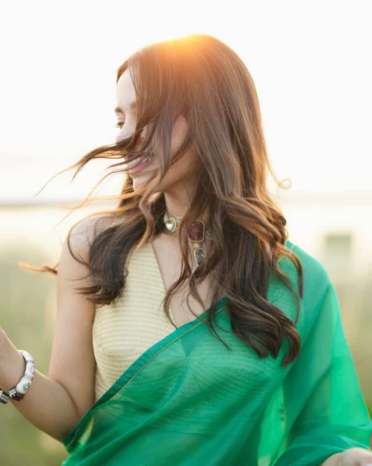 5 Times Nitanshi Goel of Oscar-Bound Laapataa Ladies Embraced Indian Culture with Her Ethereal Elegance