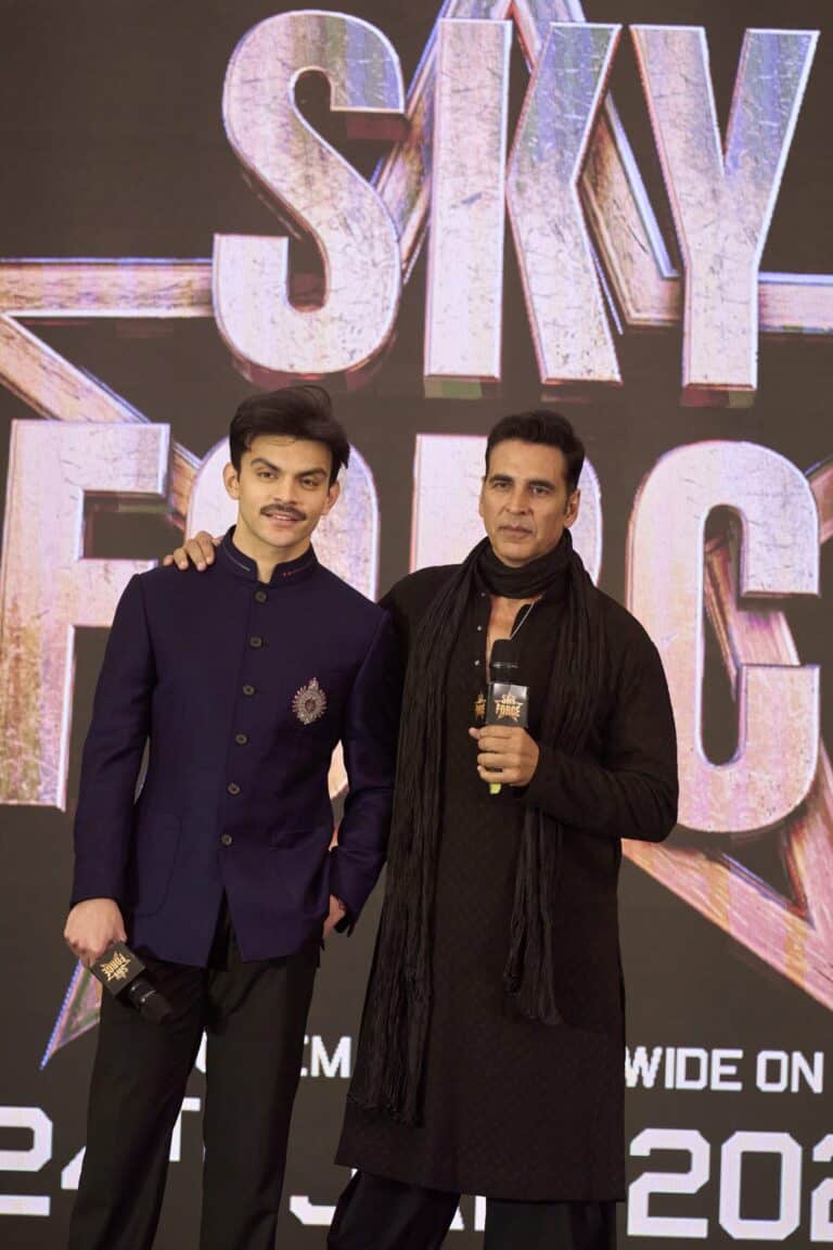 Akshay Kumar and Veer Pahariya Launch “Maaye” in Jaipur: A Patriotism-Fueled Event.