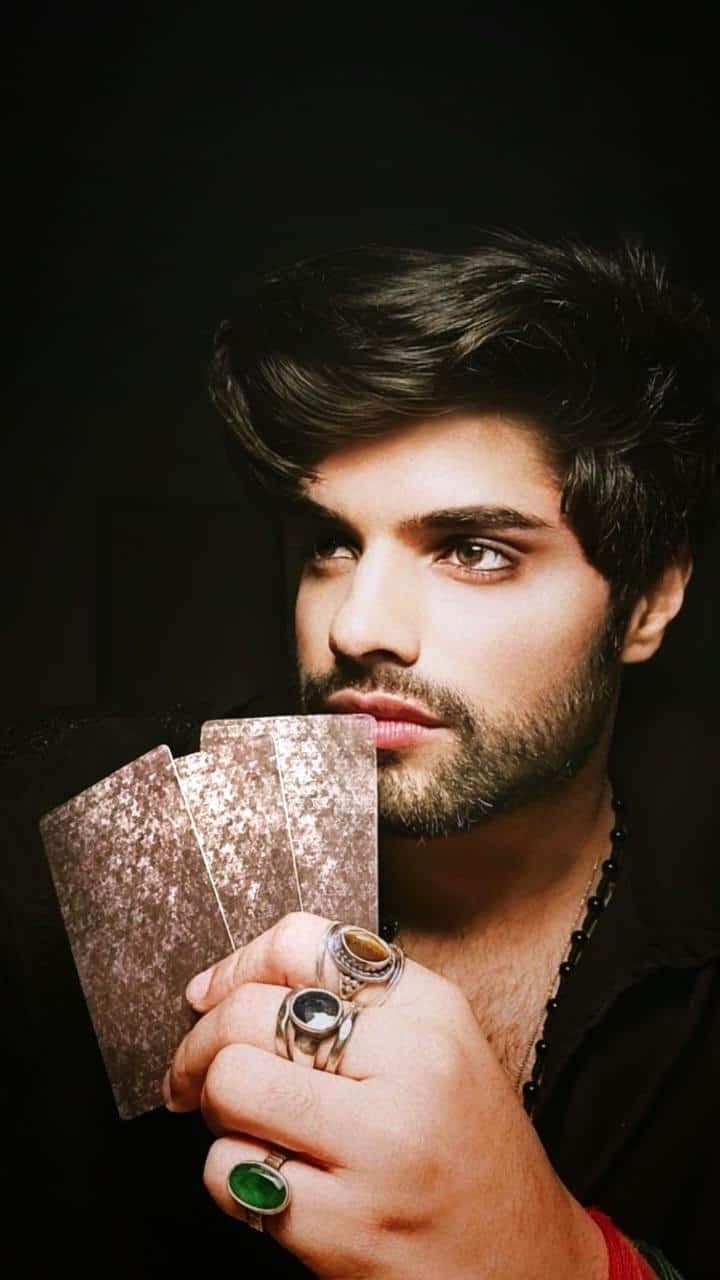 Aditya Nair: Celebrity Tarot Reader & Spiritual Healer.