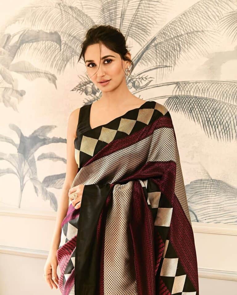 Nikita Dutta Opens Up About Her UPSC Aspirations at WAVES 2025.