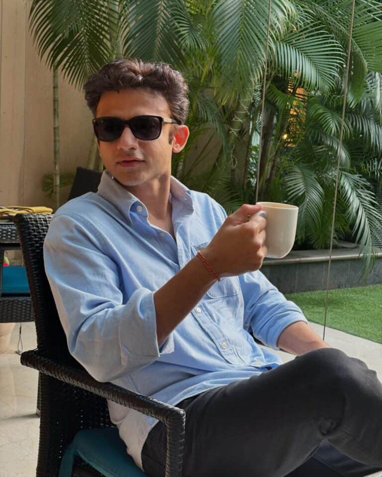 Romiit Raaj Celebrates International Tea Day with His Love for Masala Chai.