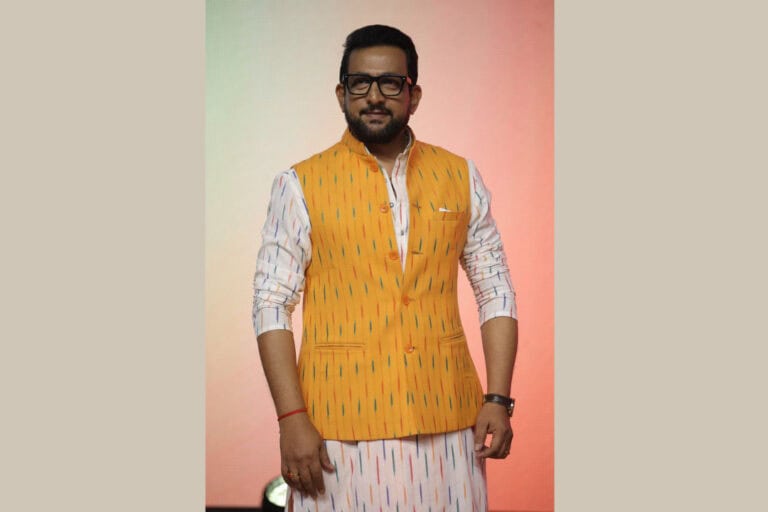 Prasad Oak Just Hit a HUGE Milestone: 100 Marathi Films!