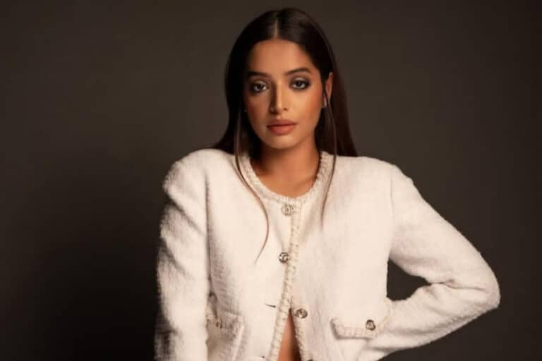Lisa Mishra’s Back Where It All Began: YouTube FanFest!