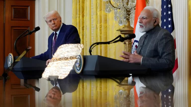 Donald Trump Vows to Maintain “Massive” Tariffs on India Over Russian Oil Imports