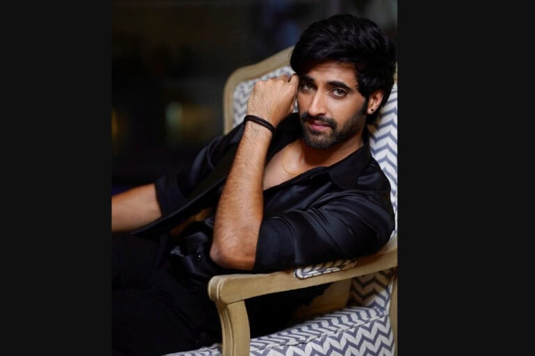 Akshay Oberoi to Star in Psychological Thriller “Resident” After “Sunny Sanskari Ki Tulsi Kumari”