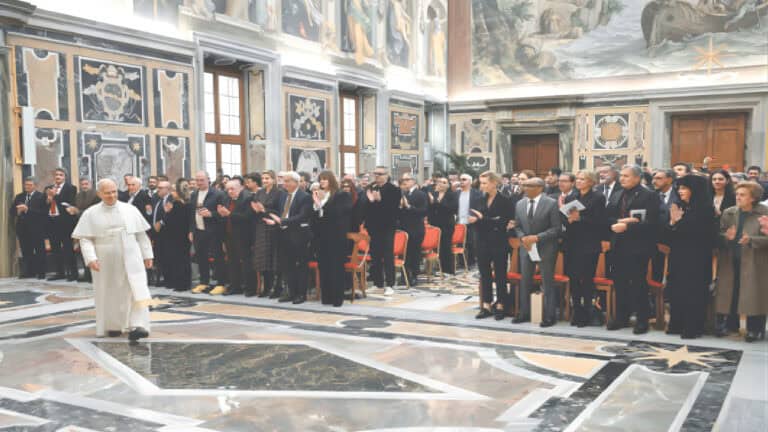 Pope Leo XIV Welcomes Hollywood Stars at Vatican, Urges Action to Save Cinema in the Digital Age