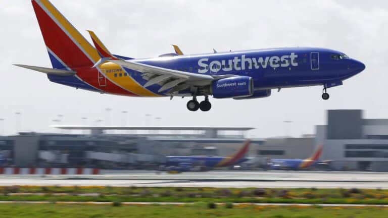 Southwest LUV Stock Surges 24% in 2025, Tops US Airlines