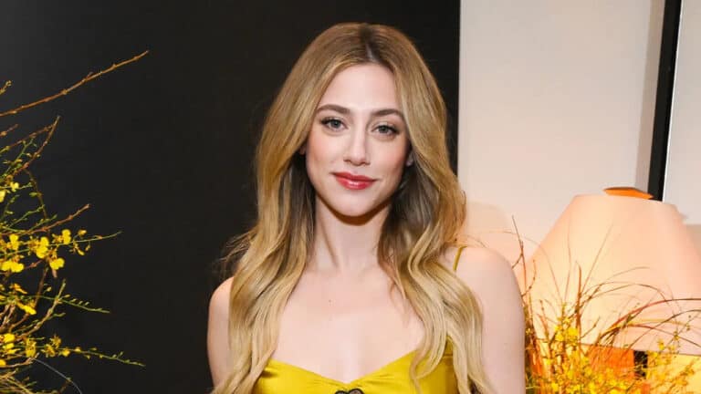 Lili Reinhart Endometriosis Diagnosis After Surgery