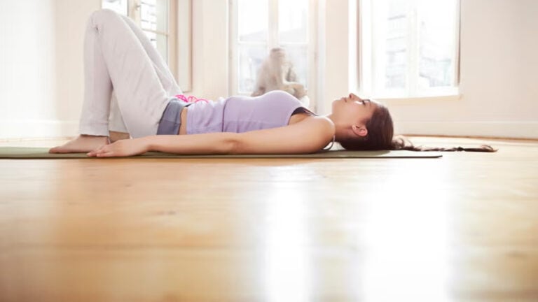 8-Minutes Morning Routine for Back Pain Relief