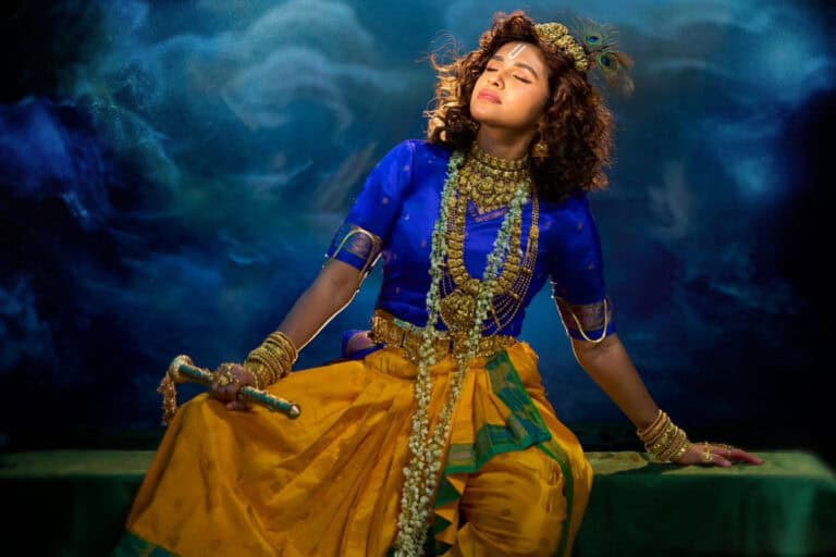 Sanskruti Balgude’s Sambhavami Yuge Yuge Leaves Pune Spellbound in Its Grand Indian Premiere
