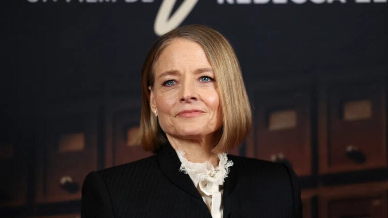 Jodie Foster: Taxi Driver Oscar Saved Me from Hollywood Abuse Jodie Foster: Taxi Driver Oscar Saved Me from Hollywood Abuse