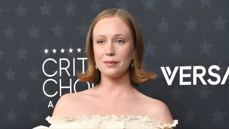 Hannah Einbinder Demands “Abolish ICE” After Renee Good Killing