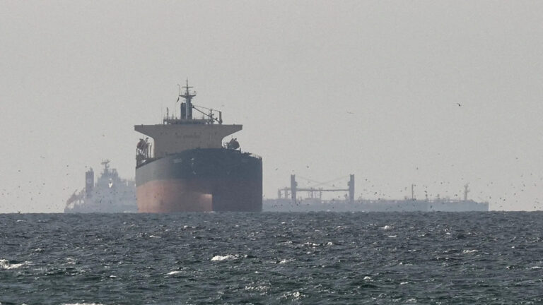 Oil Surges as Tankers Hit in Iraqi Waters Amid War
