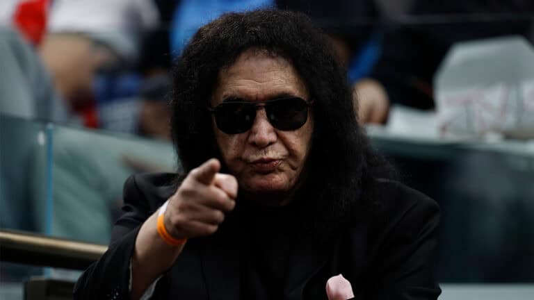 Gene Simmons Slams Ruffalo, Stiller: Shut Up on Politics Gene Simmons Slams Ruffalo, Stiller: Shut Up on Politics