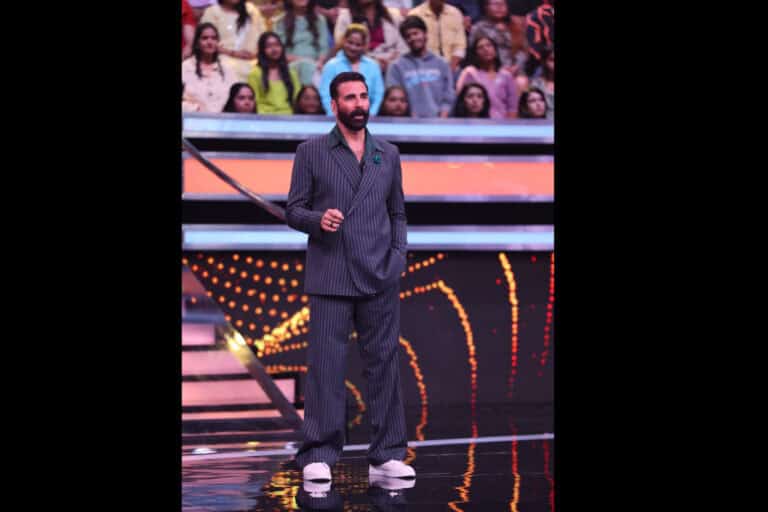 Akshay Kumar Loves Gujarati Thali: Actor Says Undhiyu and Tuar Dal Beat Fancy Foods