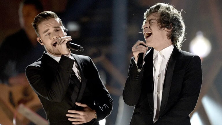 Harry Styles’ Emotional Tribute to Liam Payne: Live Life Fullest Harry Styles’ Emotional Tribute to Liam Payne: Live Life Fullest