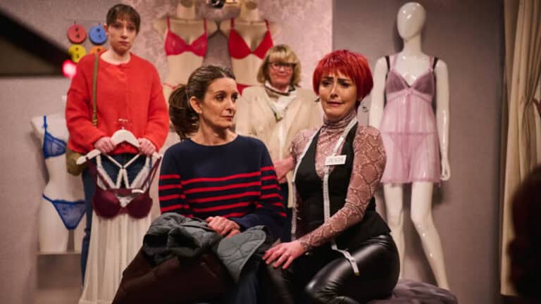 SNL UK Premiere Review: Tina Fey’s Hilarious Debut