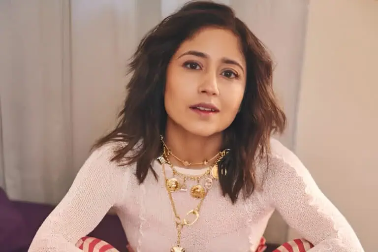 Shweta Tripathi Reflects on Her Inspiring Theatre Journey