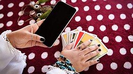Cartomanzia gratuita per telefono