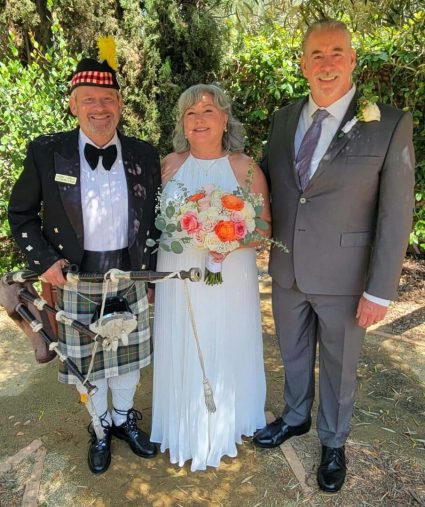 Santa Paula Moorpark Bagp piper