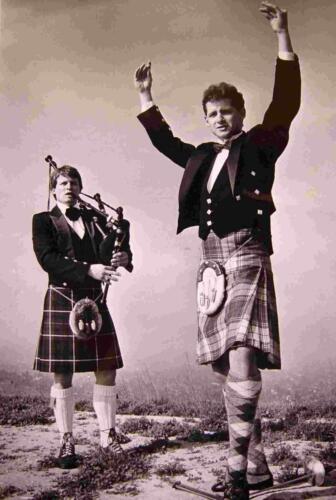 Woodland Hills Scottish Bagpipers Dancer