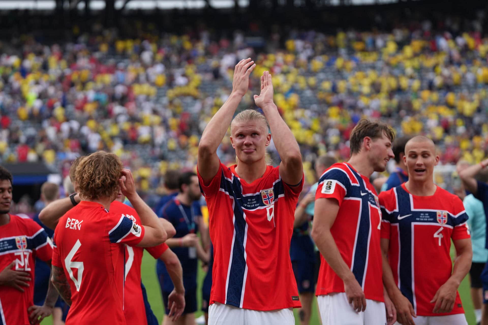 Erling Haaland celebra un gol de Noruega en el Mundial 2026 ante Brasil