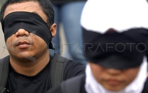 Hasil Audensi  Aksi Damai Hari HAM Sedunia di DPR RI