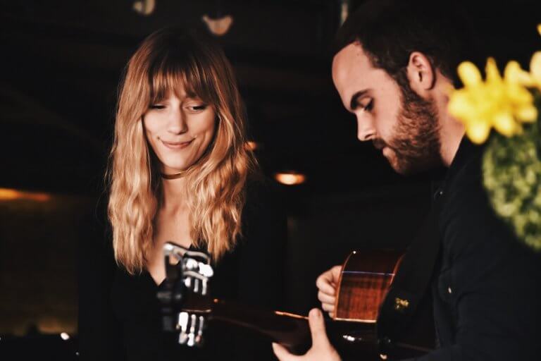 FLÓRA & BÁLINT ACOUSTIC