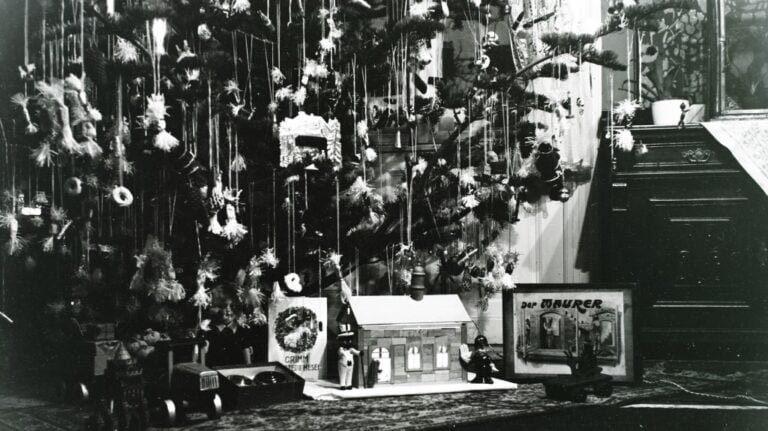Első Adventi Vasárnap – Békebeli karácsonyi adventi koszorú készítés