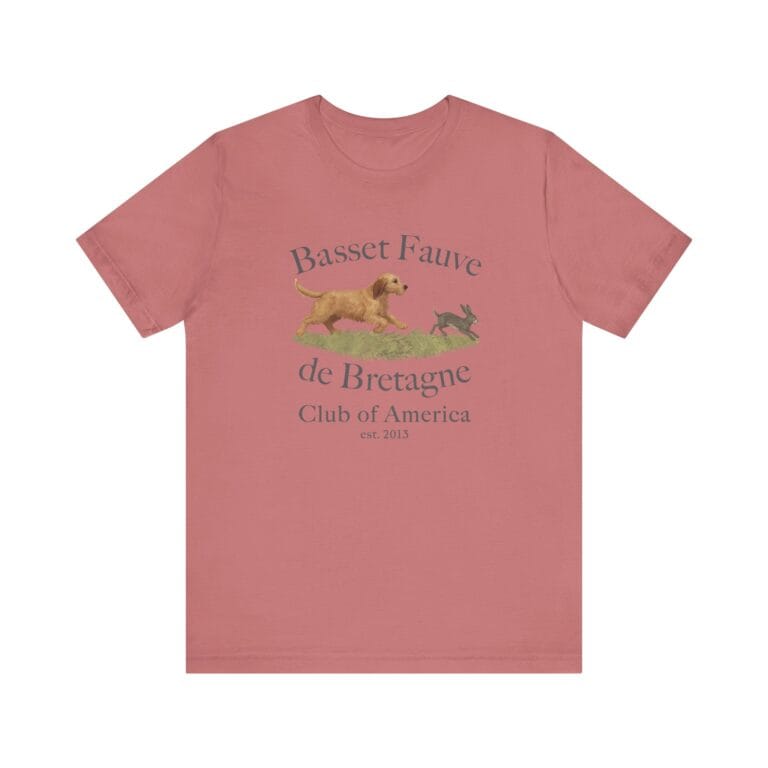 Pink t-shirt with Basset Fauve design