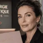 smas face lifting femme ovale visage naturel